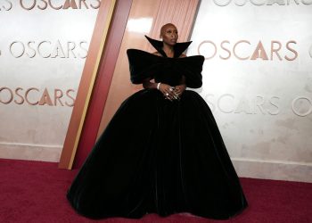 Here's your first best actress nominee... Wicked's Cynthia Erivo in a stunning velvet green gown. Pic: AP