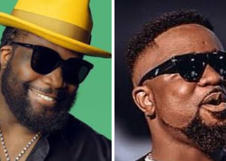 created by photogrid