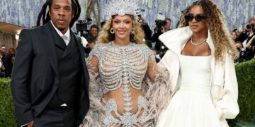 NEW YORK, NEW YORK - MAY 04: (L-R) Jay-Z, Beyoncé and Blue Ivy Carter attend the 2026 Met Gala celebrating "Costume Art" at the Metropolitan Museum of Art on May 04, 2026 in New York City. (Photo by Jamie McCarthy/Getty Images)